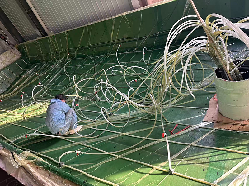 Caadad® wuxuu qaadanayaa teknolojiyada faleebo faleebo oo faleebo ah oo ku yaal durdur raashin ah, kor u qaadida tayada iyo waxqabadka